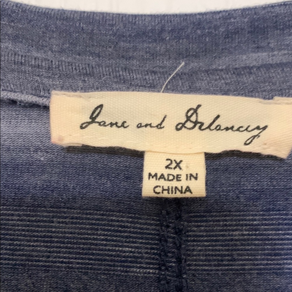 Jane and Delancey Relaxed Blue and Gray Tee - Picture 2 of 3